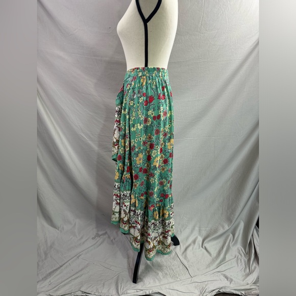 Green Boho Asymmetrical Hem Floral Printed Skirt - Picture 6 of 7